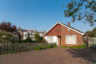 Martin Holiday Homes, A comfortable self-catering bungalow in Broadstairs, Kent.