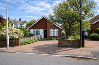 Martin Holiday Homes, A comfortable self-catering bungalow in Broadstairs, Kent.